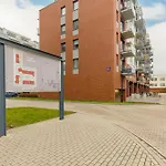 Minimalist Apartment In Lodz With Parking Near Lodz Kaliska By Noclegi Renters