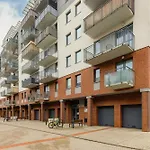 Minimalist Apartment In Lodz With Parking Near Lodz Kaliska By Noclegi Renters