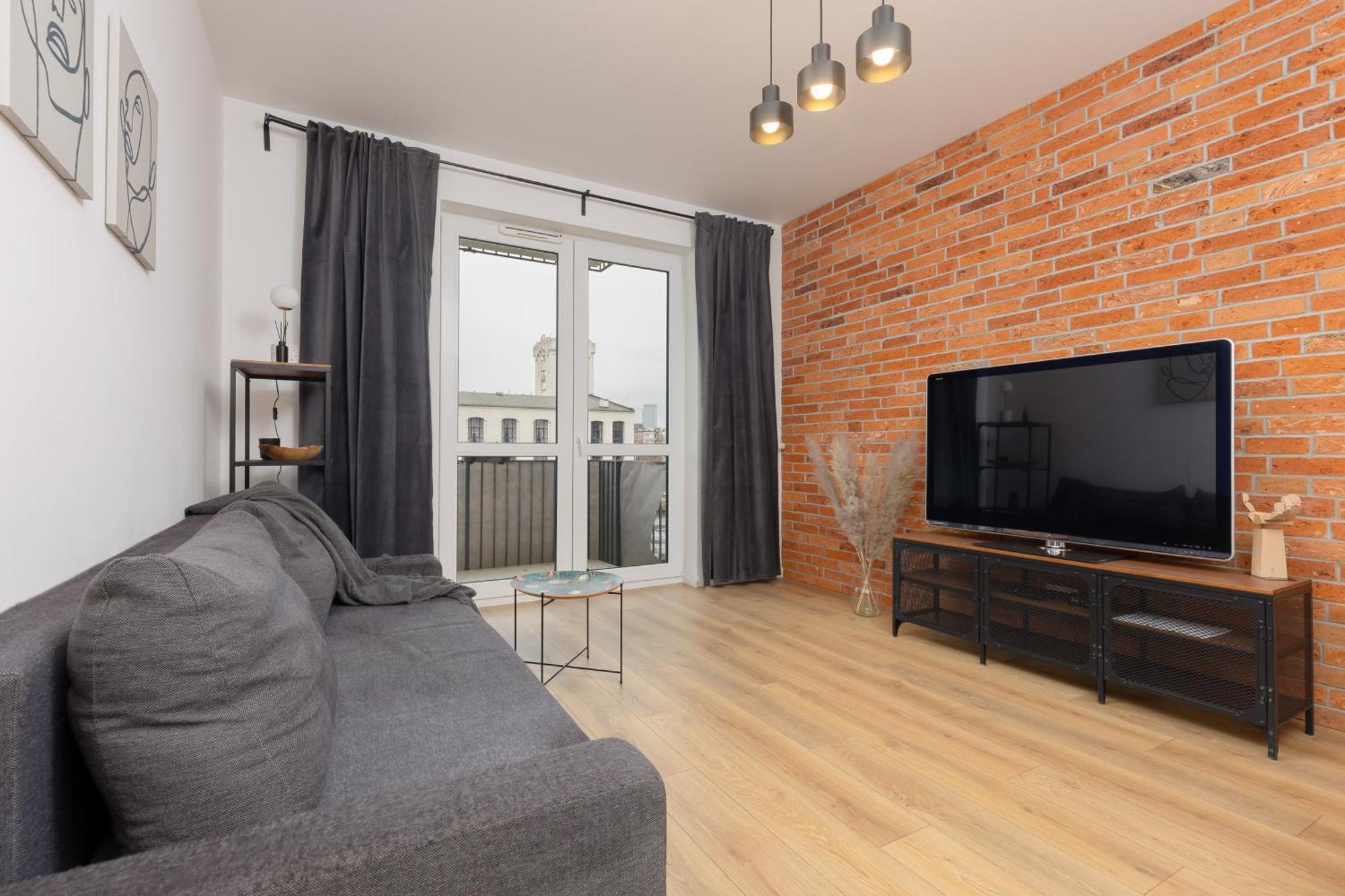 Minimalist In With Parking Near Kaliska By Renters Apartament *