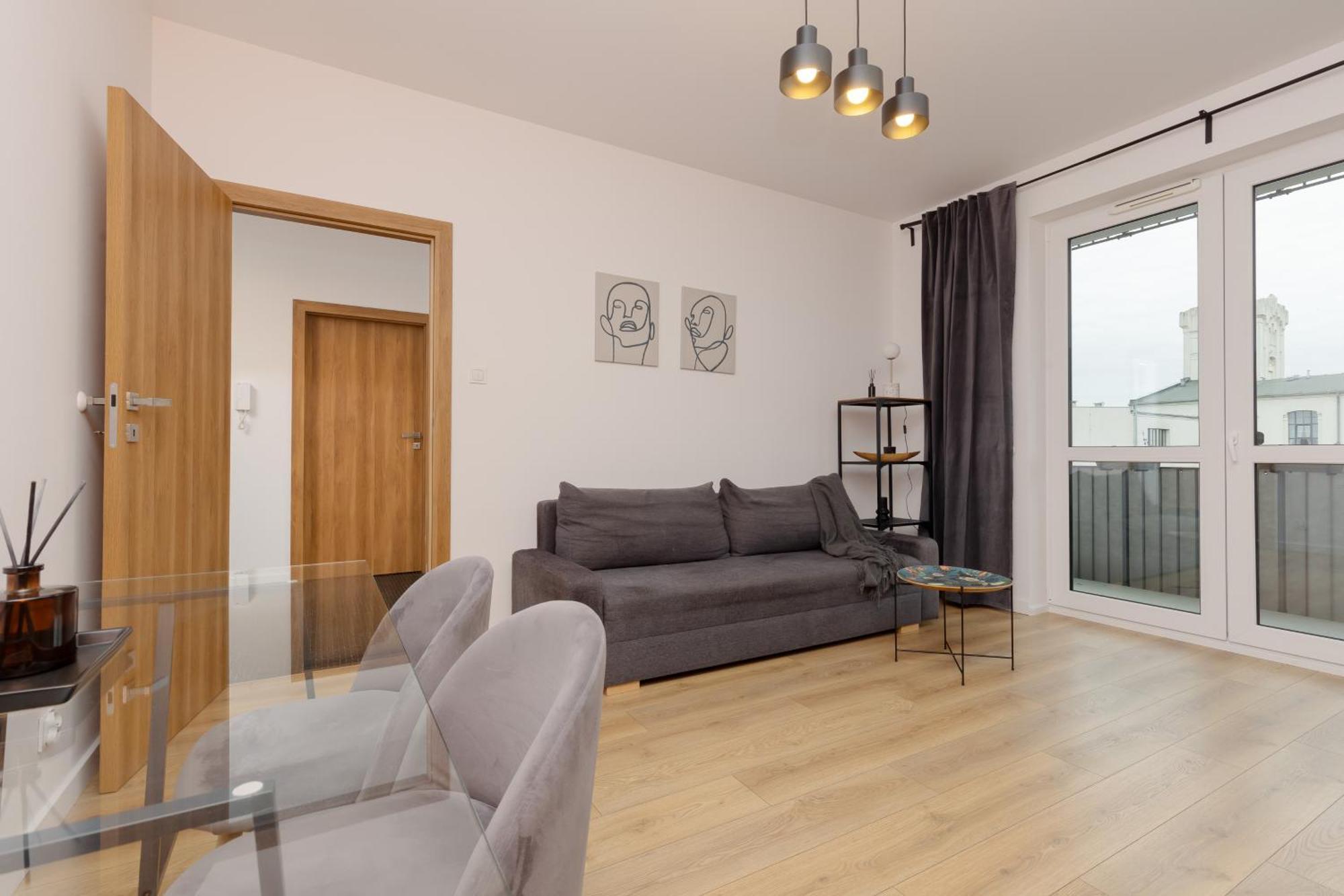 Minimalist In With Parking Near Kaliska By Renters Apartament Łódź